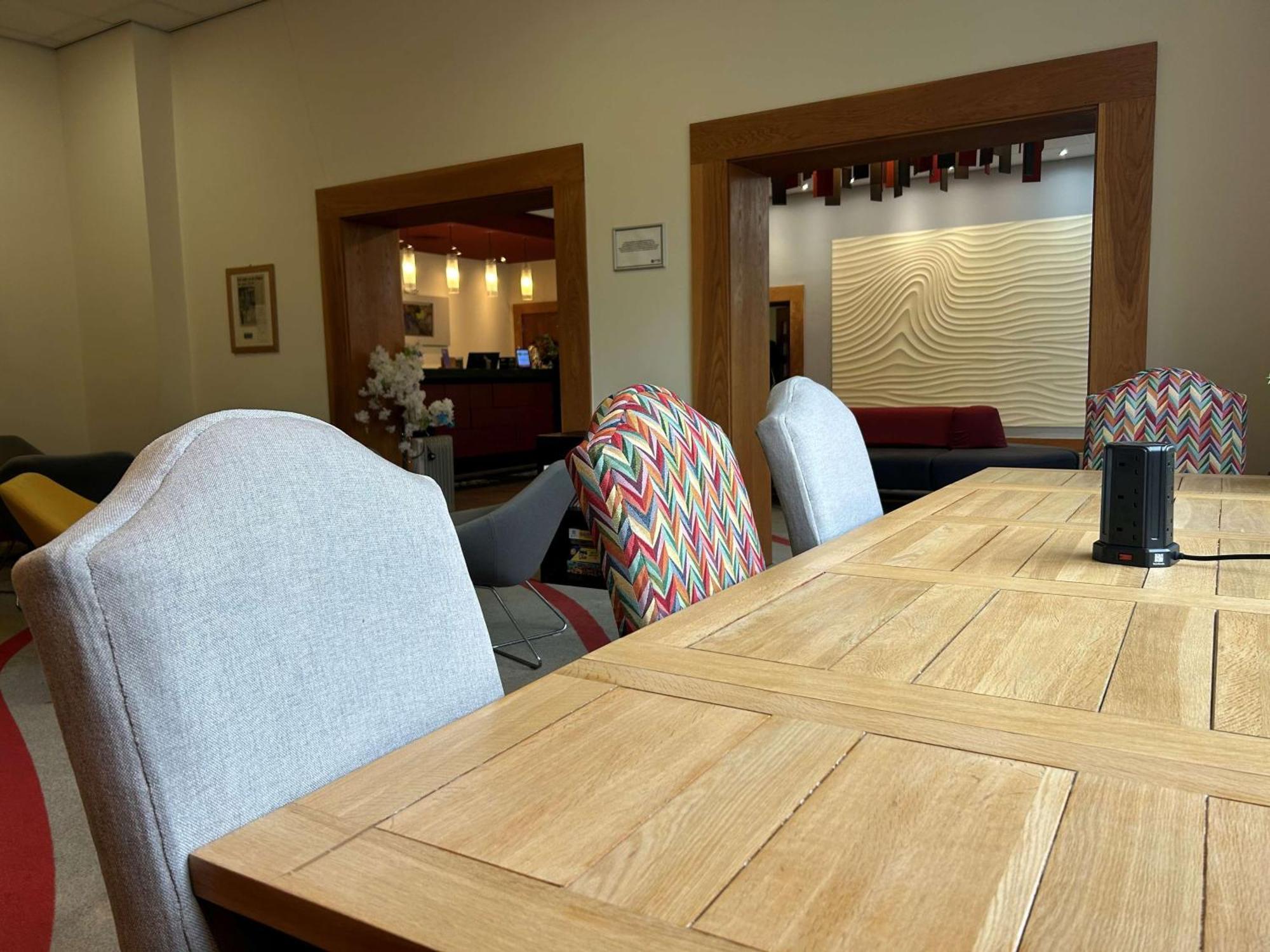 Park Inn By Radisson Palace Southend-on-Sea Exterior foto