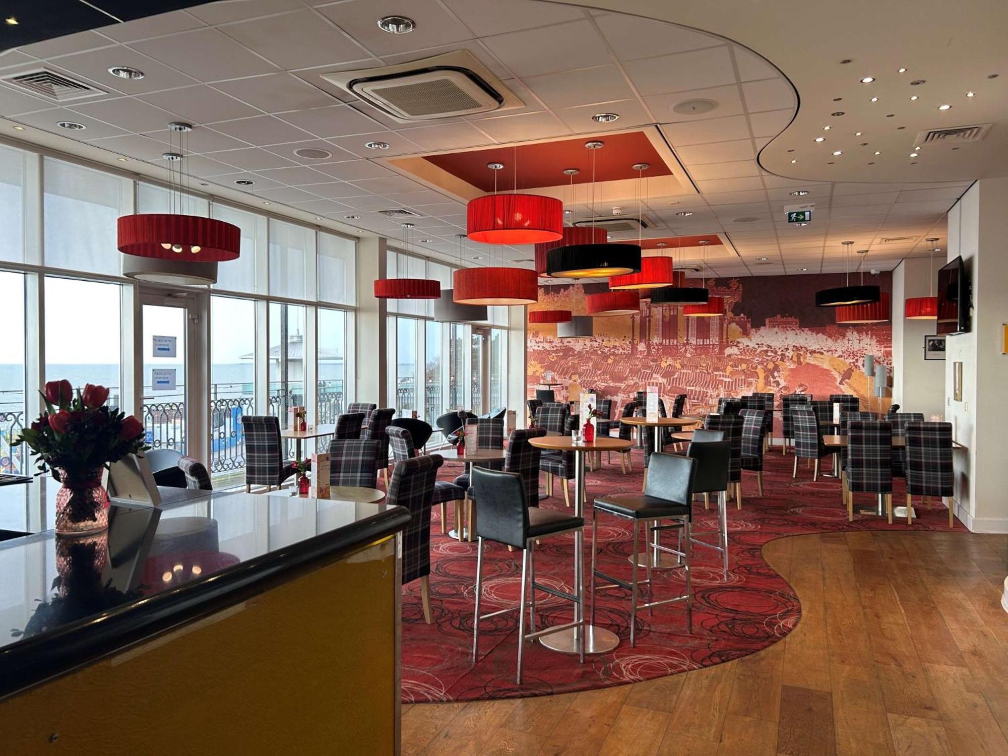 Park Inn By Radisson Palace Southend-on-Sea Exterior foto