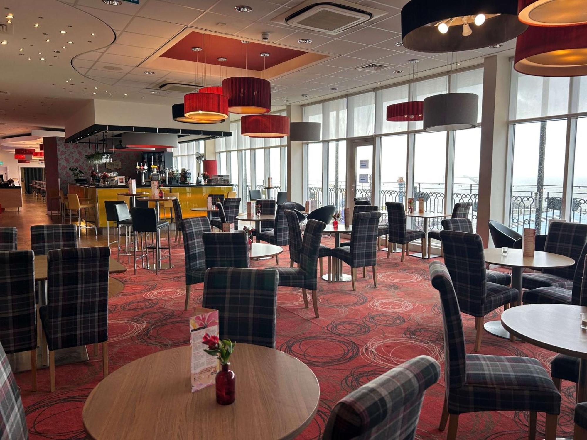 Park Inn By Radisson Palace Southend-on-Sea Exterior foto